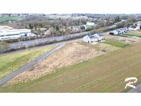 terrain de 1677m² - constructible - lot 16