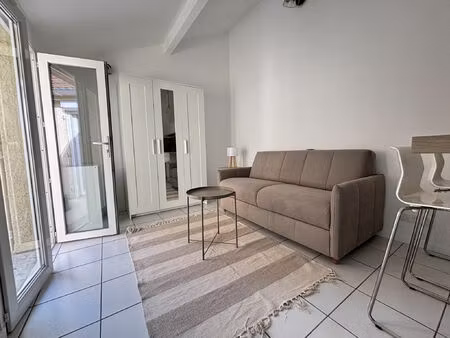 location appartement 1 pièce 19 m² à oullins-pierre-bénite (69600)