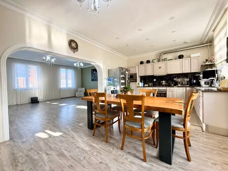 vente maison 6 pièces 165 m² fouilloy (80800)