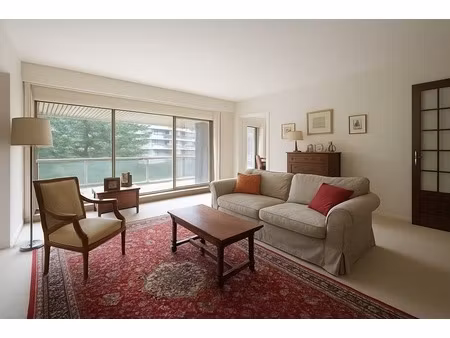 78150 le chesnay-rocquencourt - appartement de 4 pieces - ascenseur - terrasse - calme - s