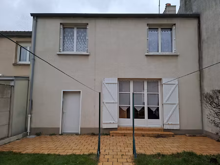 a vendre allonnes maison 4 chambres garage jardin