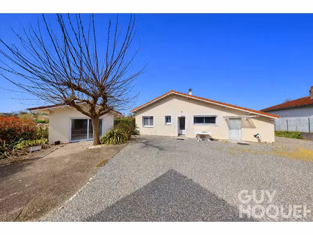 maison de plain-pied avec studio indépendant quartier recherché d'hagetmau