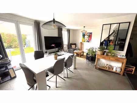 vente maison 6 pièces  87.00m²  pontault