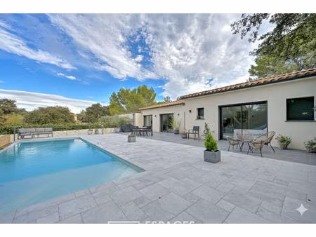 villa contemporaine de plain-pied avec piscine à débordement - collines ouest