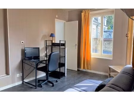 location appartement  m² t-0 à compiègne  625 €