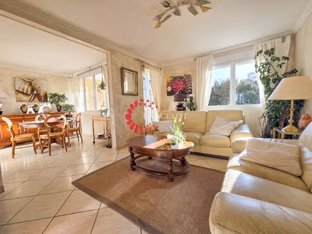 appartement 4 pièces 81 m2 avec garage et parking privatif