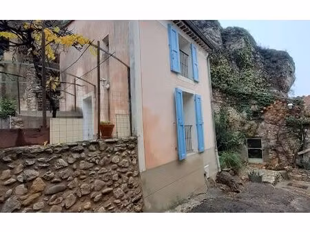 location maison  m² t-1 à peyruis  450 €