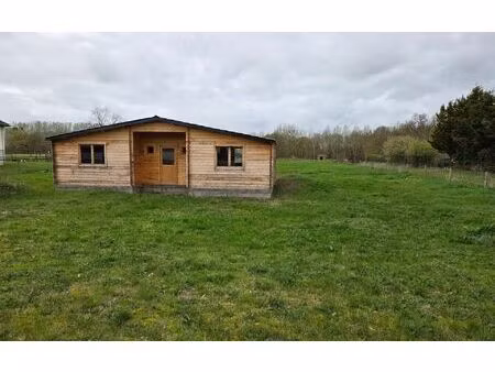 maison pouançay m² t-2 à vendre  70 000 €