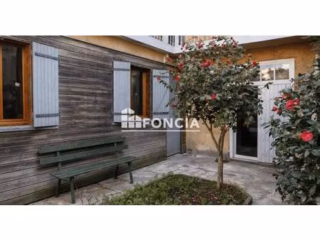 opportunite rare sur le secteur - maison avec garage de 50 m2