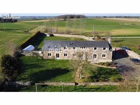 propriété 7 pièces 220 m²