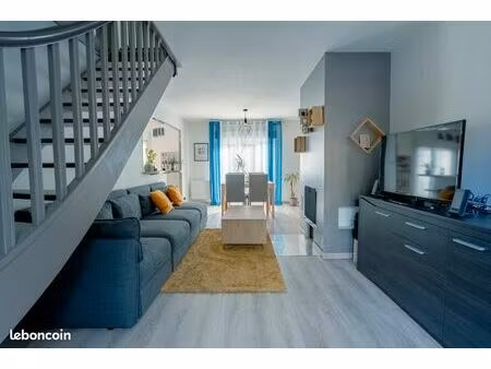 maison familiale à vauréal quartier des groues