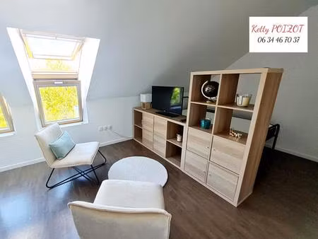 bel appartement meublé - nantes 26.85 m2 entièrement meublé avec terrasse et place de park