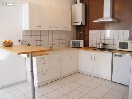 appartement f3 saint-pierre-du-champ 43810