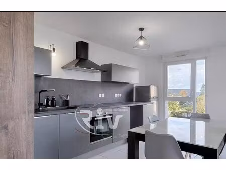 appartement t2 45 m² avec balcon + garage à serpaize