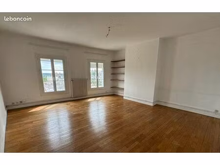 t3 centre ville mirebeau