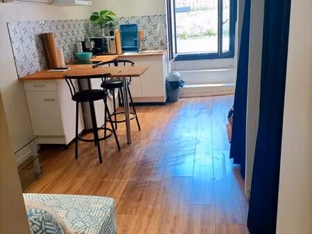 superbe studio coin nuit tout équipé