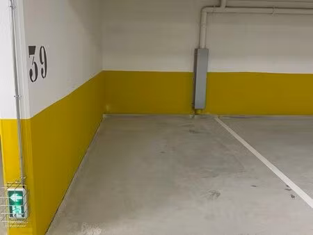 parking à louer résidence sécurisée