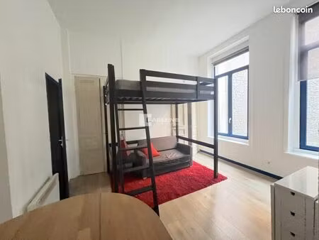 studio 1 pièce 20 m²