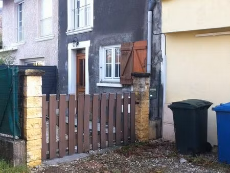 a louer maison de village 37 m²
