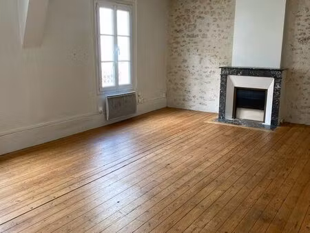 charmant t3 cœur de ville