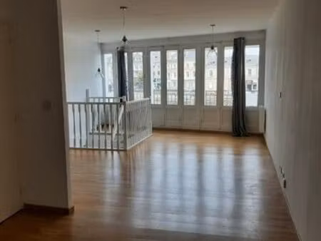 location appartement laval centre-ville