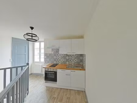 location appartement 2 pièces 54m² montmorillon 86500