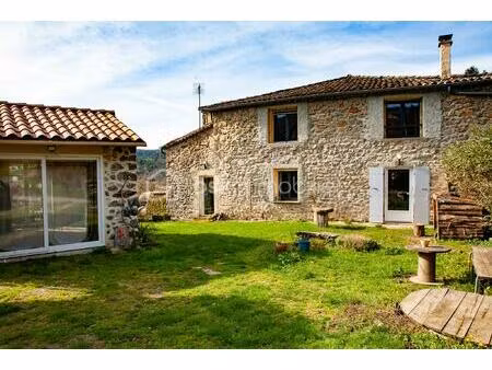 maison en pierre de 98 m² à joannas