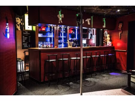 bar ambiance licence iv 100 m2