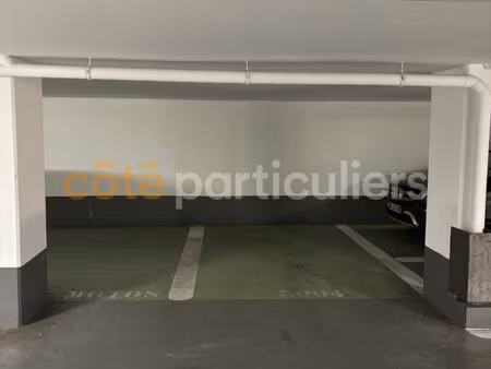 parking / box paris 12 m2