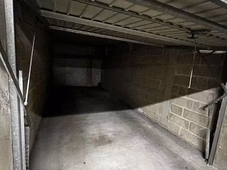 vente garage et parking à rennes gare (35000) : à vendre / rennes gare
