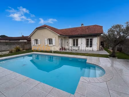 maison de plain-pied de 102 m²
