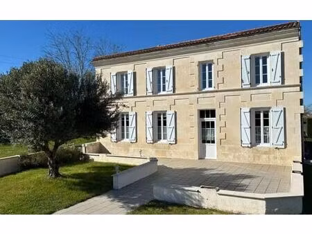 maison corme-royal m² t-5 à vendre  339 200 €