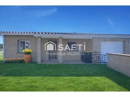 au coeur de garidech maison de plein pied avec loggia  jardin et garage.