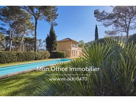 référence : 6470-nfi - propriété de standing  montaiguet  vue dégagée  piscine