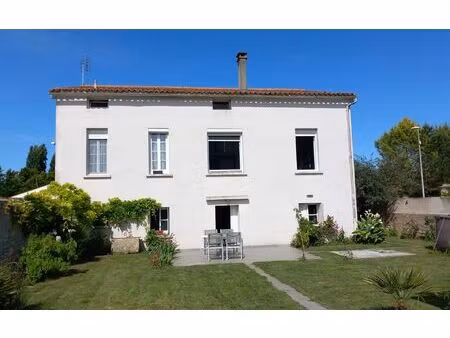 maison saint-just-luzac m² t-6 à vendre  242 650 €