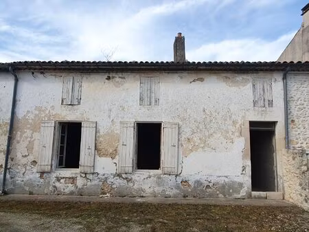 maison à resauter avec dépendances
