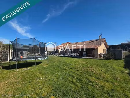 st-siméon-de bressieux  maison de plain pied 122m² sur terrain de 1002m².