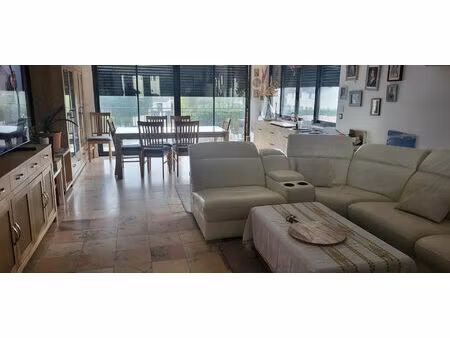 vaste maison avec appartement indépendant