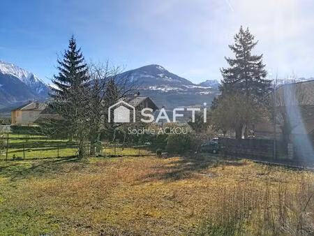 terrain avec bornage et étude de sols faits!!