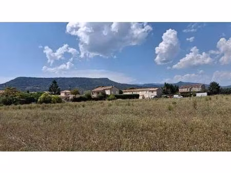 terrain constructible viabilisé à vendre