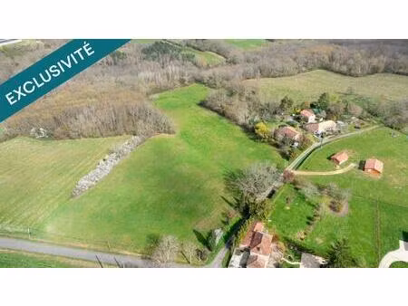 terrain de 25922 m² dont 4170 m² constructible