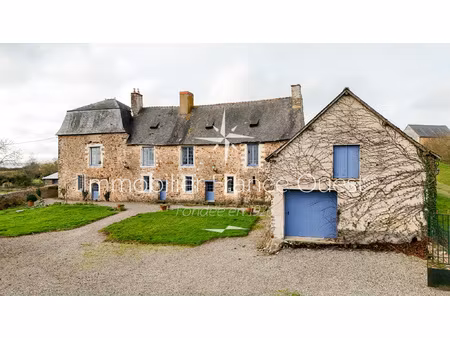 manoir de caractère à fort potentiel