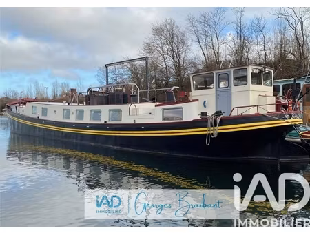 vente péniche 4 pièces