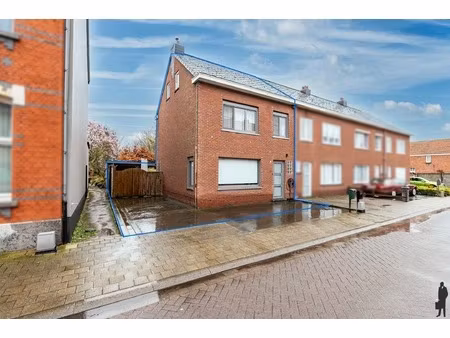 huis te huur in hoogstraten met 2 slaapkamers