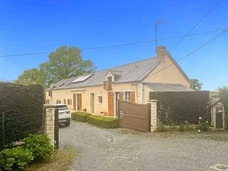 opportunité rare : longère spacieuse au coeur de la campagne berrichonne  à deux pas de la