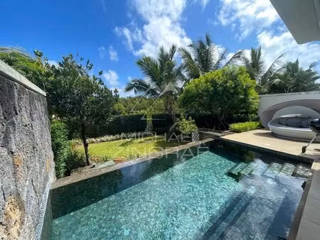 élégant triplex de 3 chambres en suite au cœur d’azuri - mzimc1084