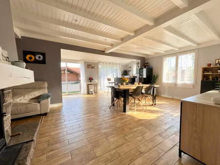 vente maison sainte florence  123m² 6 pièces 265 200€ avec garage