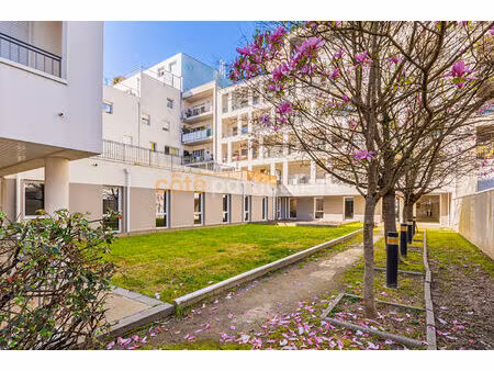 nantes -- ile de nantes / machine de l'ile -- appartement 3 pièces -- 58 m² -- 1 balcon --