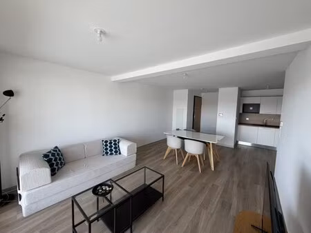 à louer appartement 69 13 m² – 1 300 € |uckange