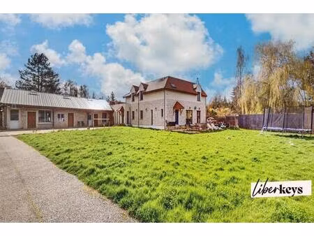 propriété récente de 335 m² – 12 chambres – idéale grande famille ou activité d’accueil